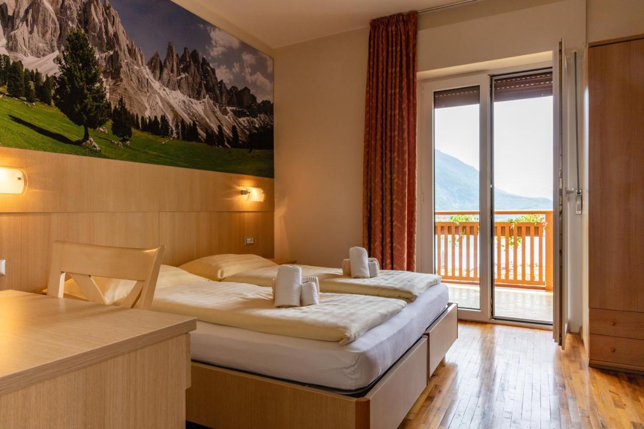 Hotel Lory - Molveno - Dolomiti ภายนอก รูปภาพ