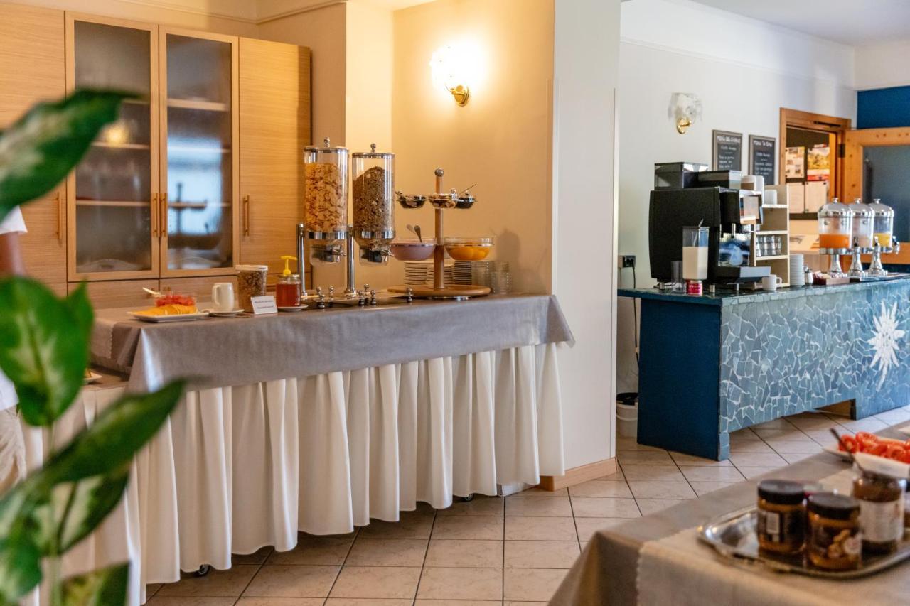 Hotel Lory - Molveno - Dolomiti ภายนอก รูปภาพ